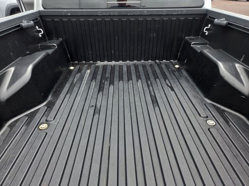 Certified 2023 Toyota Tacoma SR5 AWD/4WD image 34