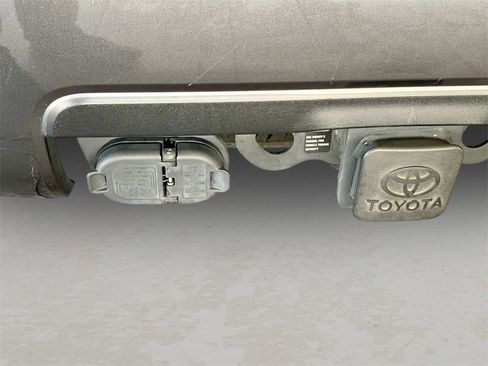 Used 2019 Toyota Sequoia Limited w/ Safety & Convenience Package image 48