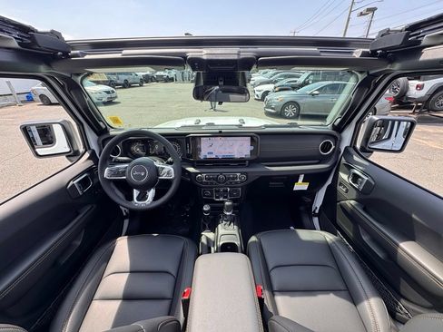 New 2026 Jeep Wrangler Unlimited Sahara w/ Safety Group AWD/4WD image 10