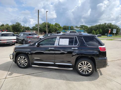 Used 2017 GMC Terrain Denali w/ LPO, Protection Package FWD image 2