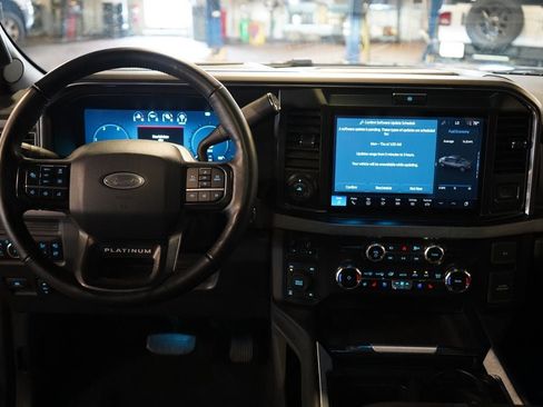 Certified 2025 Ford F250 Platinum AWD/4WD image 17