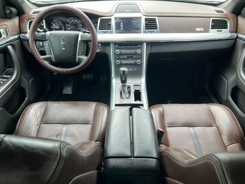 Used 2012 Lincoln MKS AWD image 15