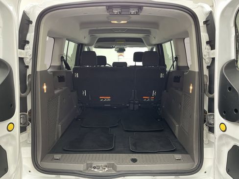 Used 2020 Ford Transit Connect XLT image 23