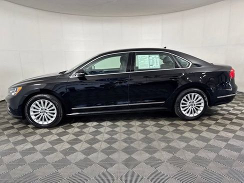 Used 2016 Volkswagen Passat 1.8T SE FWD image 7