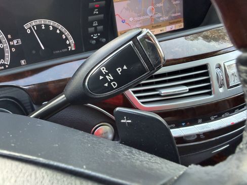 Used 2011 Mercedes-Benz S 550 image 40