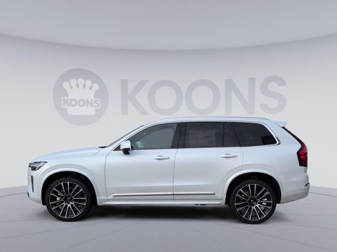 New 2026 Volvo XC90 B6 Plus w/ Protection Package Premier image 2