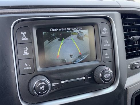 Used 2018 RAM 2500 Tradesman w/ Chrome Appearance Group AWD/4WD image 13