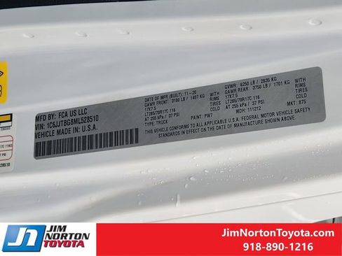 Used 2021 Jeep Gladiator Rubicon AWD/4WD image 33