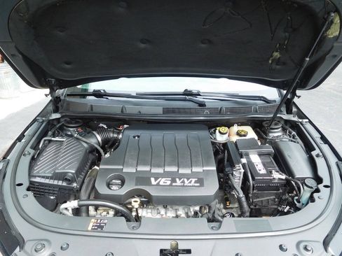 Used 2014 Buick LaCrosse Leather FWD image 20