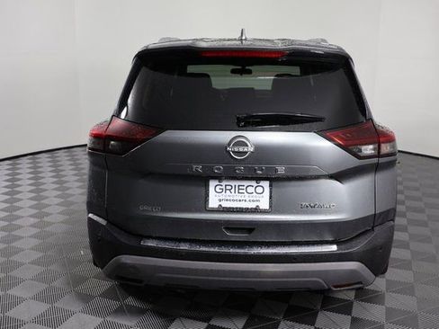 Used 2023 Nissan Rogue SV w/ SV Premium B Package image 7