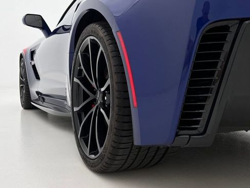 Used 2017 Chevrolet Corvette Grand Sport w/ Carbon Flash Badge Package RWD image 32