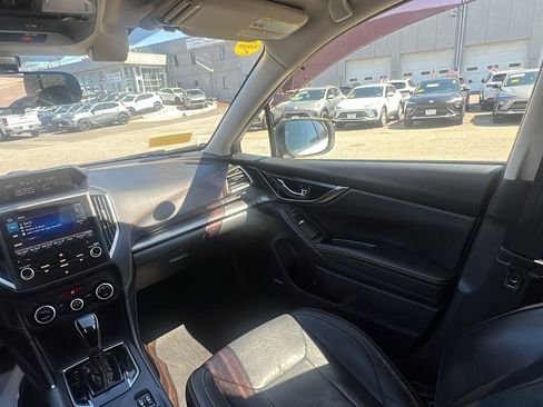 Used 2019 Subaru Crosstrek 2.0i Limited w/ Moonroof Package w/Navigation AWD/4WD image 24