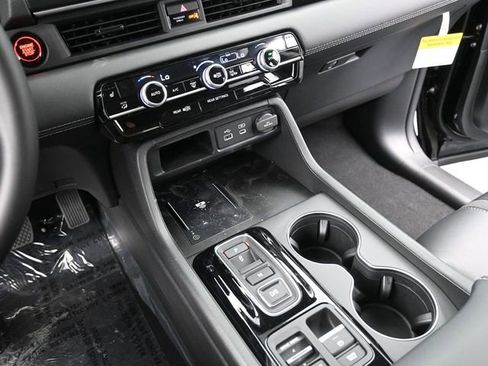 New 2025 Honda Pilot EX-L image 16