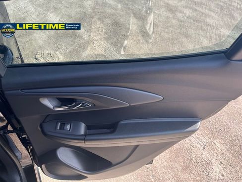 Used 2025 Chevrolet TrailBlazer LT image 30