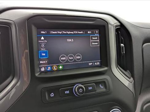 Used 2022 Chevrolet Silverado 1500 Custom RWD image 24
