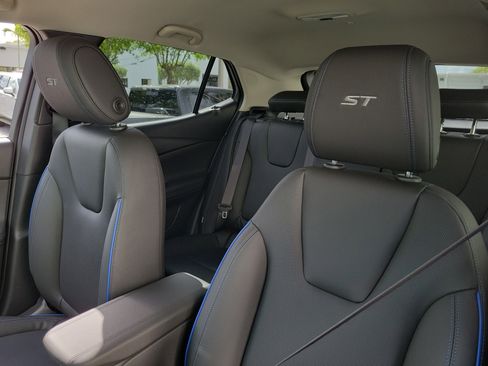 New 2026 Buick Encore GX Sport Touring image 21