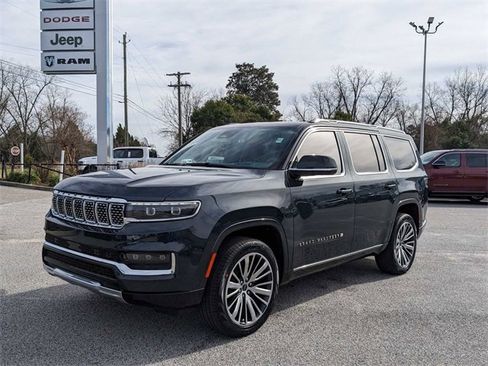 New 2024 Jeep Grand Wagoneer Series III image 7