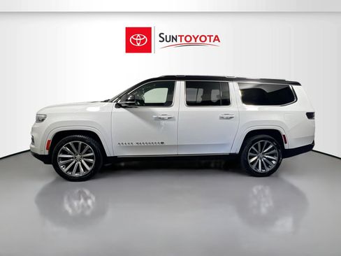 Used 2023 Jeep Grand Wagoneer L Series II AWD/4WD image 7