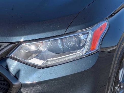 Used 2020 Chevrolet Traverse RS w/ LPO, Floor Liner Package image 10