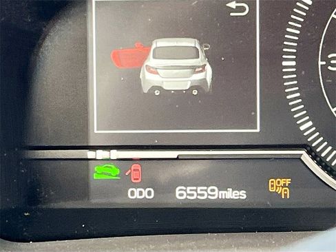 Used 2025 Toyota GR86 Premium w/ ALL Weather Mat Package (TMS) image 12