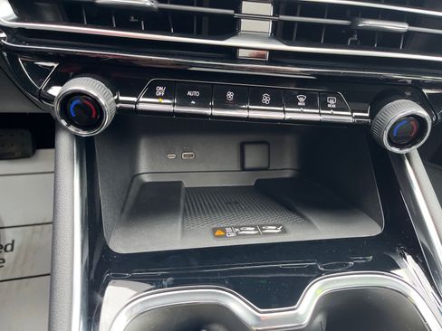 New 2026 Chevrolet Traverse Z71 AWD/4WD image 32