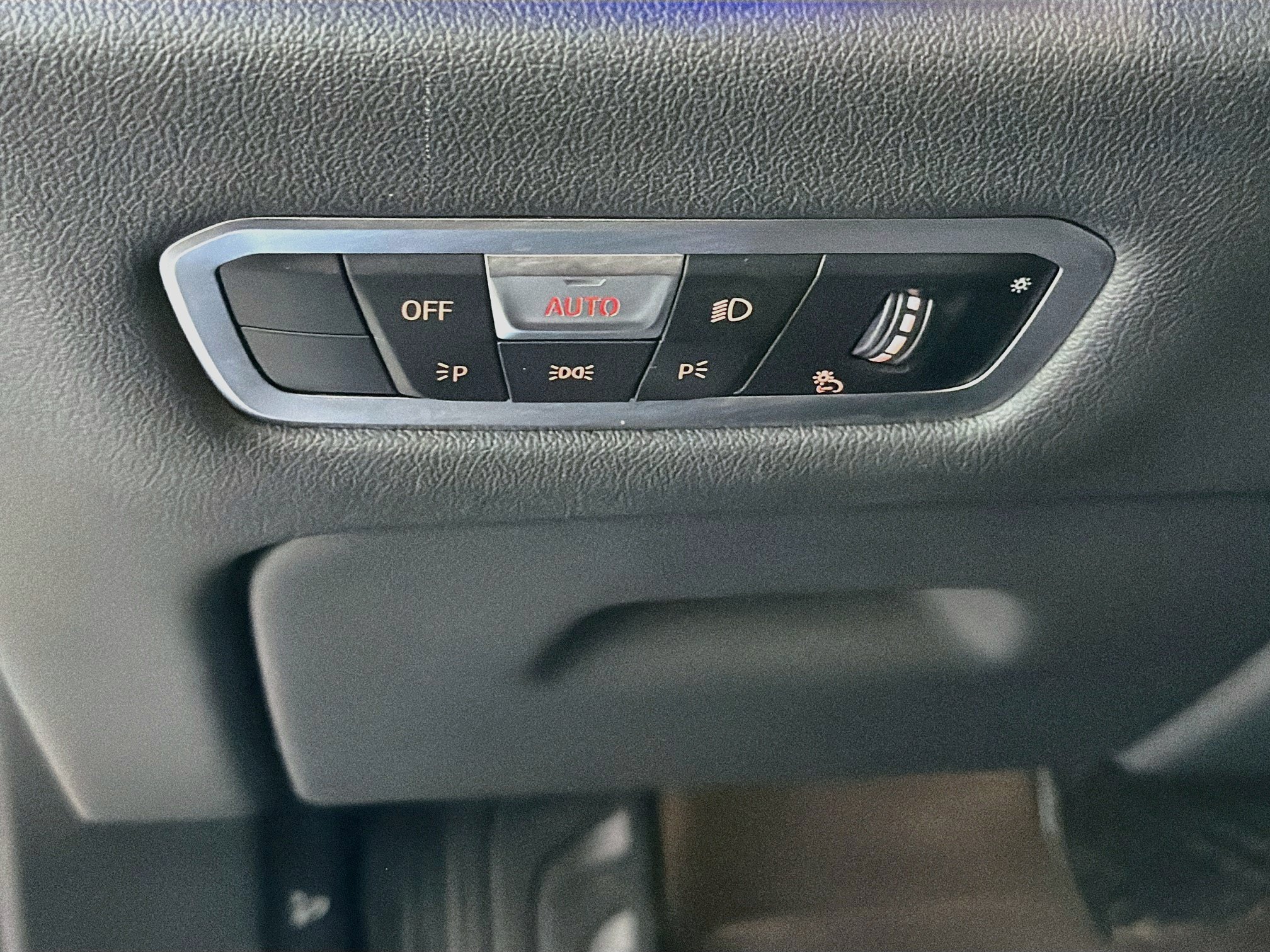 Used 2023 BMW X5 sDrive40i w/ Parking Assistance Package RWD image 16
