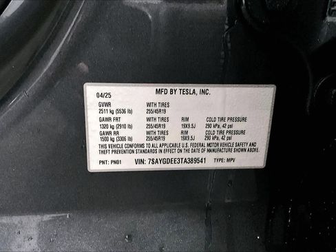 Used 2026 Tesla Model Y AWD image 28