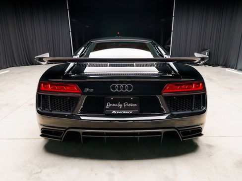 Used 2017 Audi R8 V10 plus image 13