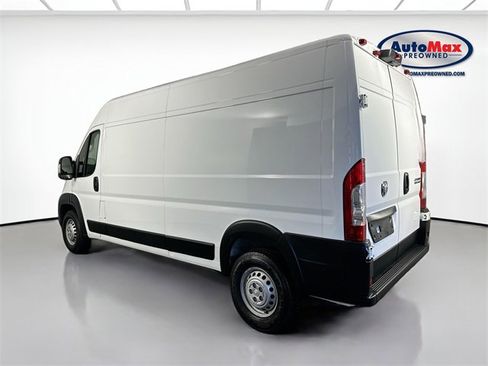 Used 2024 RAM ProMaster 2500 w/ Convenience Group image 6