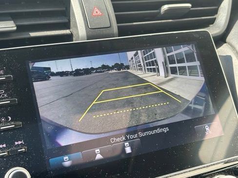 Used 2022 Honda Insight Touring image 16