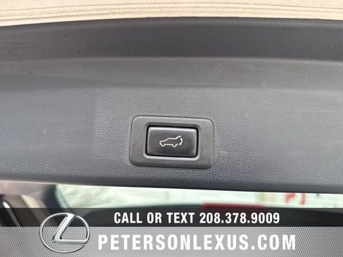 Used 2019 Subaru Ascent Premium w/ Popular Package #3 image 21