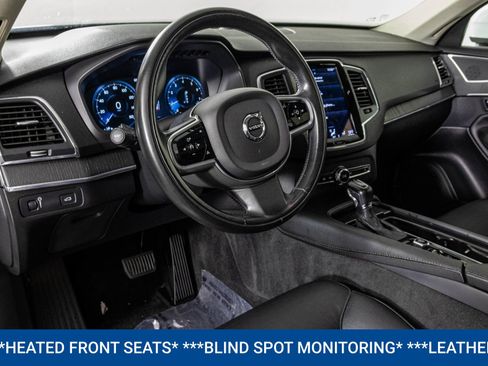 Used 2020 Volvo XC90 T5 Momentum w/ Protection Package AWD/4WD image 4
