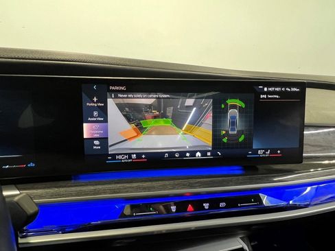 Used 2024 BMW 740i image 43