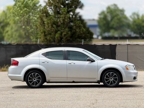 Used 2012 Dodge Avenger SE FWD image 8