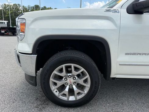 Used 2015 GMC Sierra 1500 SLT w/ SLT Crew Cab Value Package AWD/4WD image 19