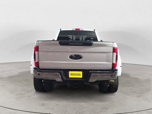 Used 2019 Ford F450 Lariat w/ Lariat Ultimate Package AWD/4WD image 4