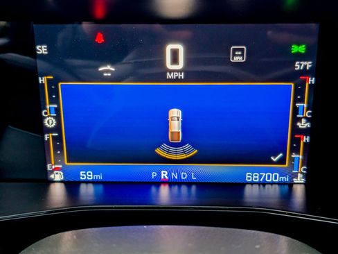 Used 2023 Chevrolet Colorado LT w/ LT Convenience Package II image 25