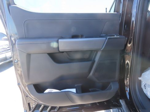 New 2026 Ford F150 XLT w/ Equipment Group 302A MID AWD/4WD image 19