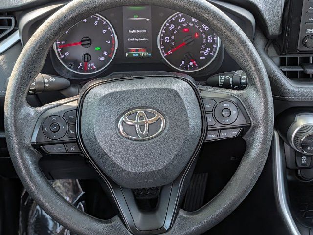 Used 2021 Toyota RAV4 XLE FWD image 13
