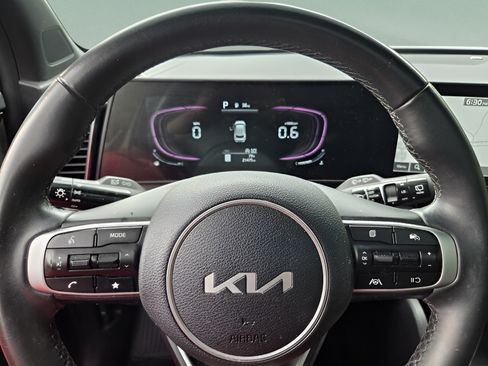 Used 2024 Kia Sportage X-Line w/ X-Line Premium Package AWD/4WD image 18