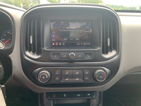 Used 2019 Chevrolet Colorado W/T w/ WT Convenience Package AWD/4WD image 15