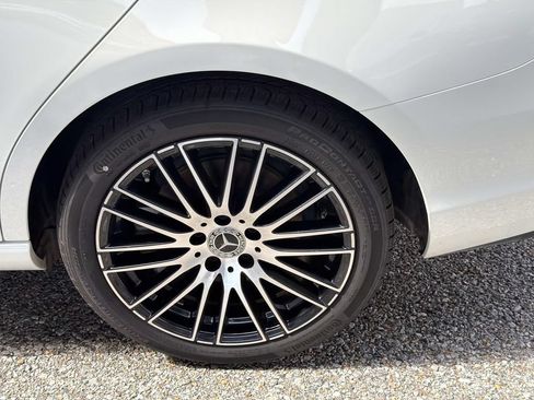 Used 2026 Mercedes-Benz C 300 Sedan image 4