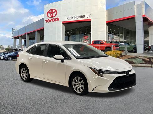 Certified 2022 Toyota Corolla LE image 37