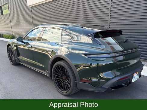 Certified 2022 Porsche Taycan Cross Turismo AWD/4WD image 2