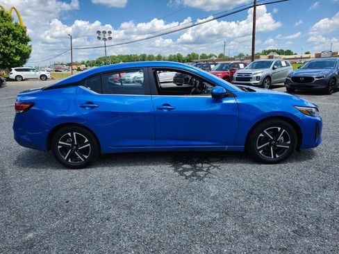 Used 2025 Nissan Sentra SV FWD image 12