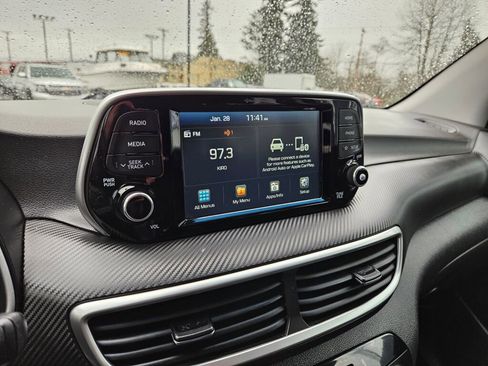 Used 2019 Hyundai Tucson SEL image 18