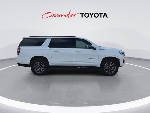 Used 2024 Chevrolet Suburban Z71 w/ Luxury Package image 9