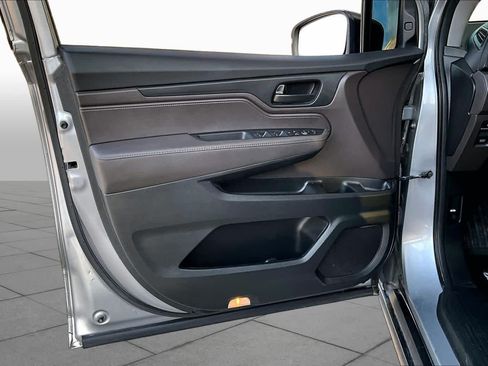 Used 2022 Honda Odyssey EX image 21