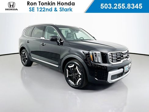 Used 2023 Kia Telluride S AWD/4WD image 1