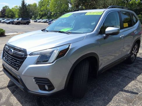 Certified 2023 Subaru Forester Limited AWD/4WD image 4